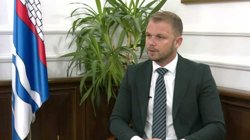 SNSD je prihvatio sve što su Zapad i Šmit tražili!