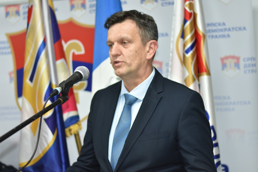 Promjene donose novi ljudi, a ne oni koji vladaju 20 godina