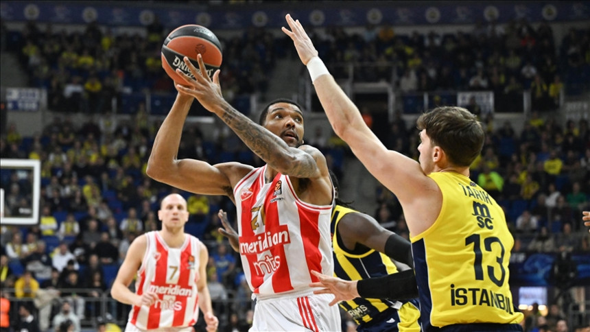 Košarkaši Zvezde savladali u gostima Fenerbahče