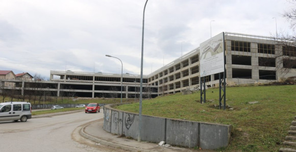 UKC raskinuo ugovor za garažu od 42 miliona KM