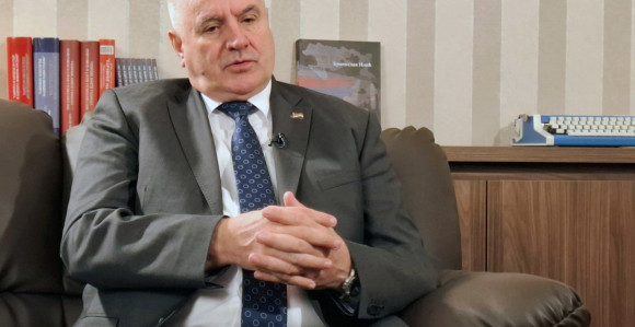 Nova prepreka za Viškovića, ne može biti upisan u sudski registar