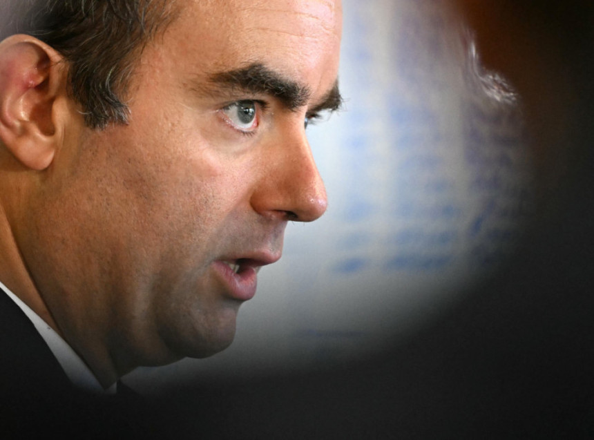 Lekorni imenovao novu vladu, cilj usvajanje budžeta