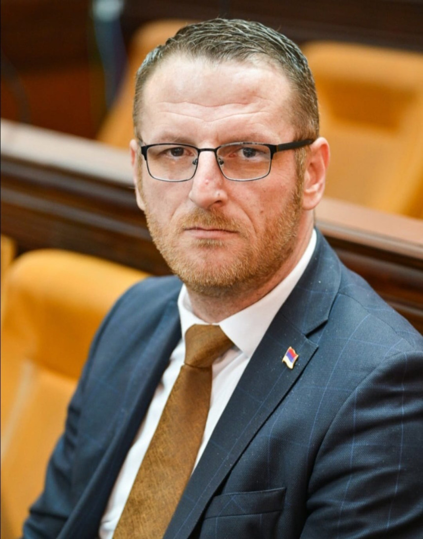 Тешка оптужба за Станивуковића из Народног фронта