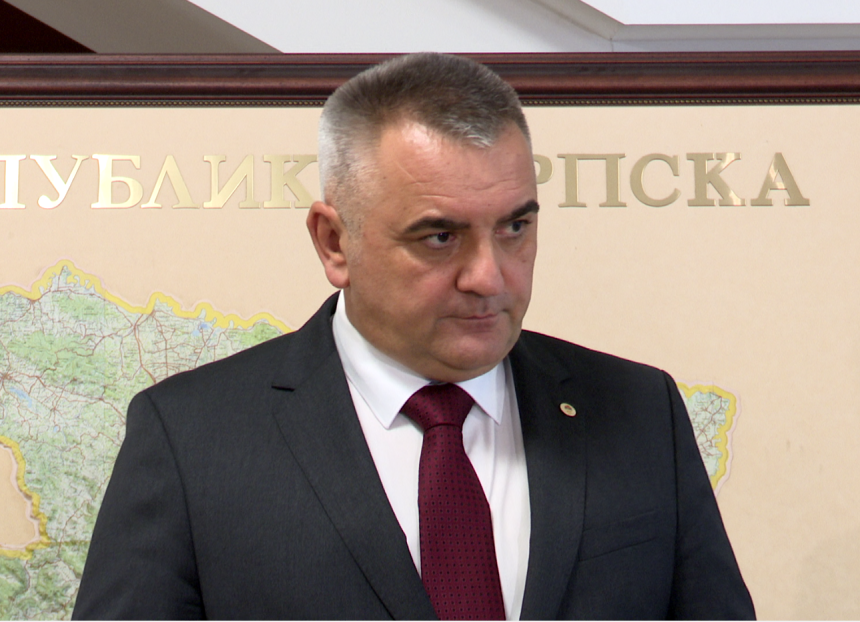 Minić kao pravnik prije isplate ispituje "krvnu sliku" firme Rašida Srdarova u Srpskoj