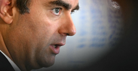 Lekorni imenovao novu vladu, cilj usvajanje budžeta