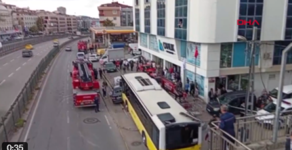 Autobus uletio u stanicu u Istanbulu, više povrijeđenih