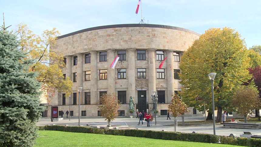 Šta je cilj vlasti: Još veća pravna i politička kriza?