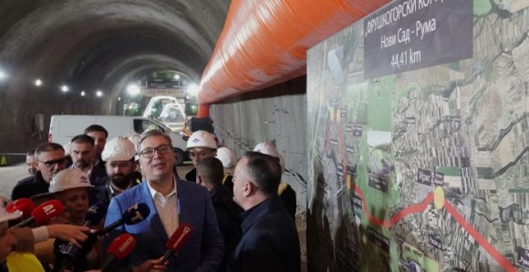 Vučić: Beograd je srećan što je Budimpešta izabrana da dočeka Putina i Trampa