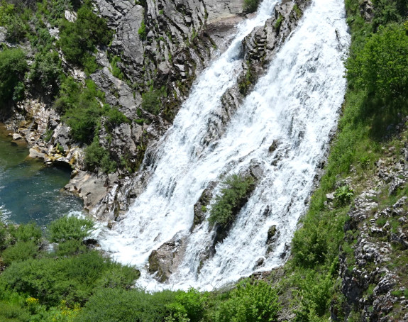 Vrijeme malo toplije i promjenljivo do pretežno oblačno