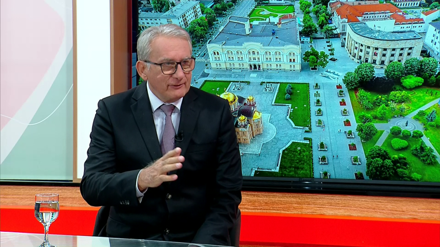 Грађани имају избор између пропасти и просперитета