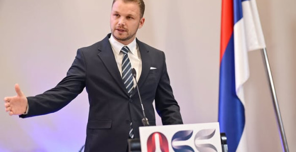 Najveća podvala još uvijek sjedi u Palati Republike Srpske