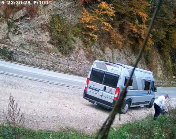 Lopare pokrivene kamerama: Kazne za bacanje smeća (VIDEO)