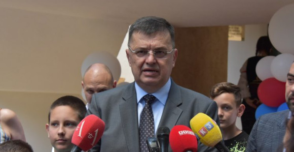 Тегелтија кафу и чај плаћа 30.000 КМ без ПДВ