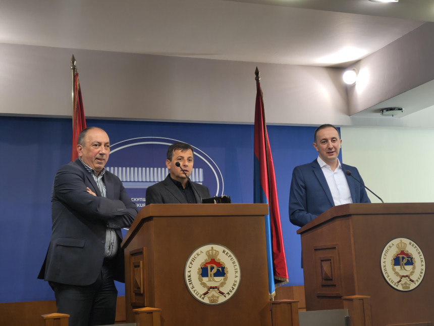 Ambasadori čestitaju vlasti jer je imenovana NATO lobista za vd predsjednika Republike Srpske