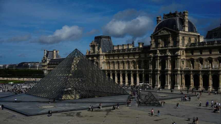 Luvr prebacio dio najvrednijeg nakita u banku