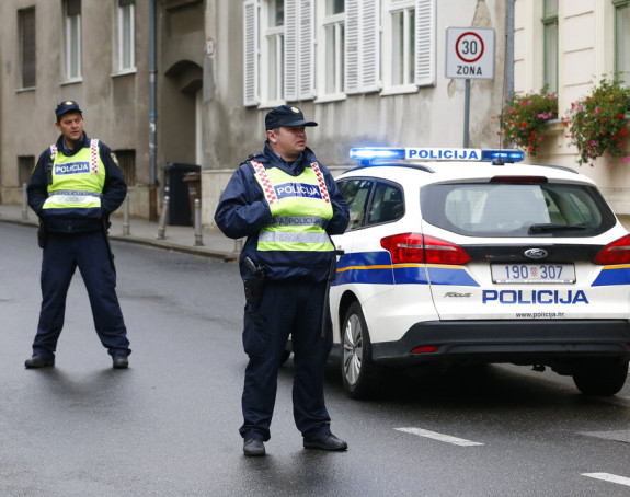 Užas kod Gline: Otac sina polio benzinom, pa ga zapalio