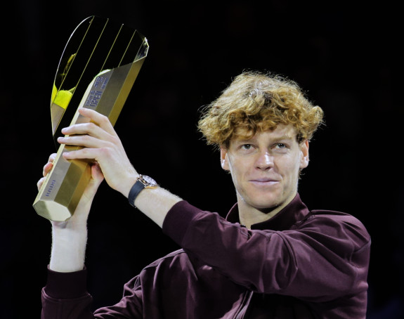Janik Siner pobijedio Zvereva i osvojio ATP turnir u Beču