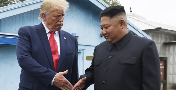 Tramp: Sastao bih se sa Kim Džong Unom ako on to želi