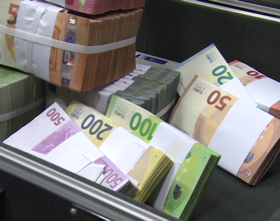БиХ и даље живи од дијаспоре: Стигло још више новца