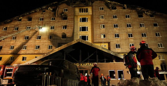 11 doživotnih kazni zbog požara u hotelu u Turskoj