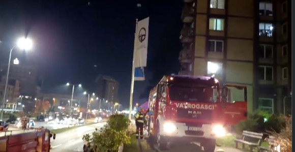 Devetero mrtvih u požaru u Domu penzionera u Tuzli (VIDEO)