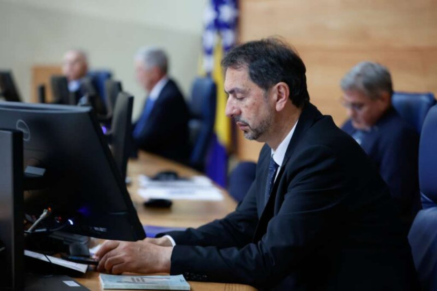 Čavara potpisao odluku da PD PSBiH imenuje pregovarača