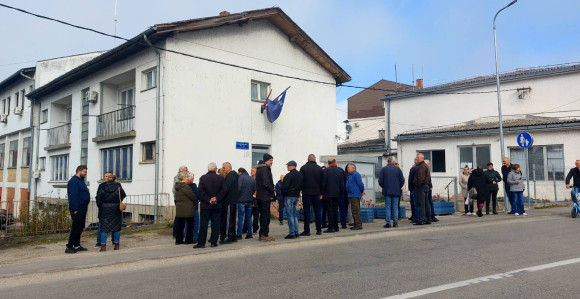 Novi Grad: Protest mještana zbog čestih nestanaka struje