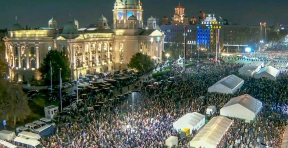 Veliki skup podrške ispred Narodne Skupštine Srbije