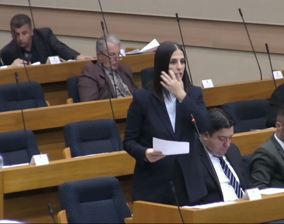 Kako vladajući izvlače novac to nema nigdje (VIDEO)