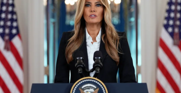 Melanija proglašena za "Patriotu godine" u  Americi