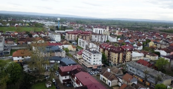 Građani zadovoljni razvojem Šamca, evo šta je sve urađeno