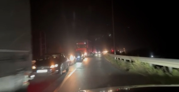 Velika gužva ponovo na Rači, ali na izlazu iz Srpske