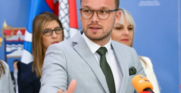 Krivične prijave protiv bivših premijera Srpske (VIDEO)