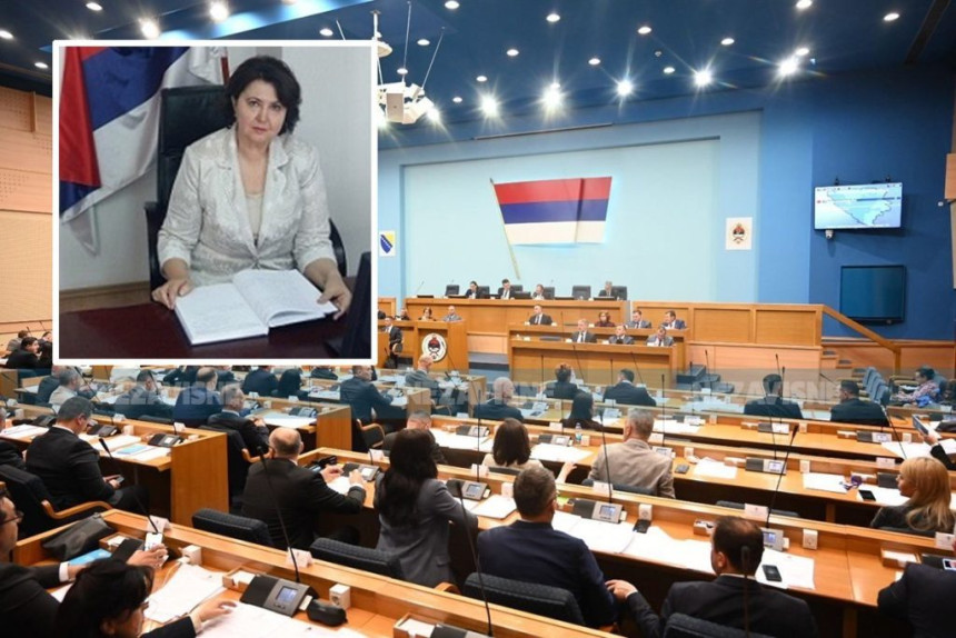 Glavni revizor Republike Srpske traži platu veću od 10.000 KM