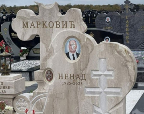 Dva lica uhapšena zbog oštećenja spomenika Markoviću