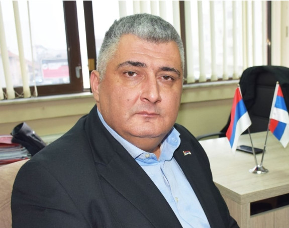 Za arbitraže 400 miliona KM, a on kuka za platu u lokalnom vrtiću?!