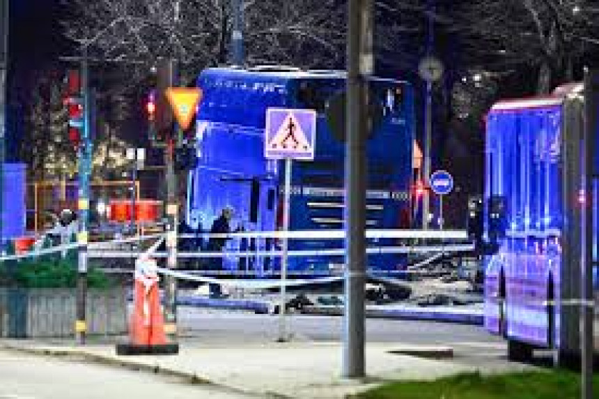 Teška nesreća u Stokholmu - Tri osobe poginule