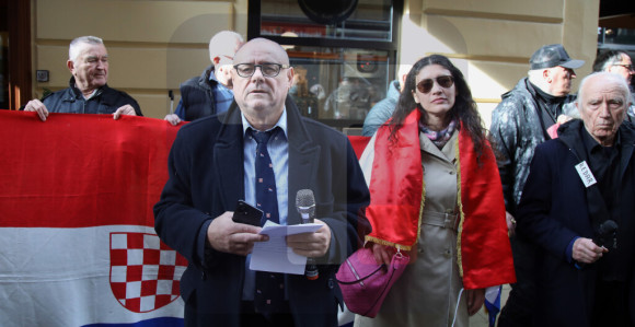 Zagreb: Protest ekstremnih desničara ispred SNV-a