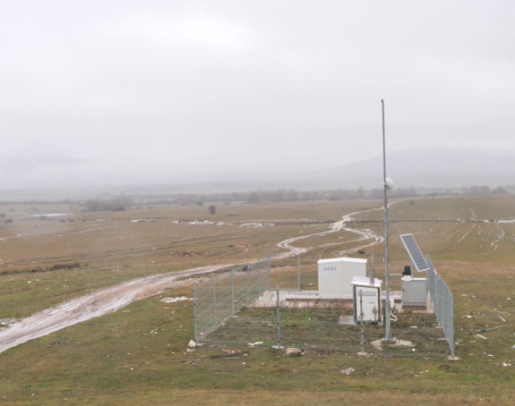 Nevesinje: Plodno zemljište pretvaraju u solarnu elektranu?!