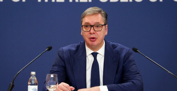 Вучић поручио грађанима да се не брину: Биће довољно свега, али то неће проћи без посљедица