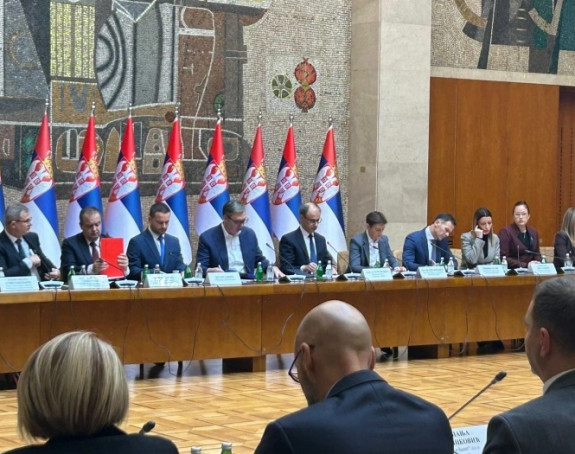 Počela sjednica vlade u Palati Srbija, prisustvuje i Vučić