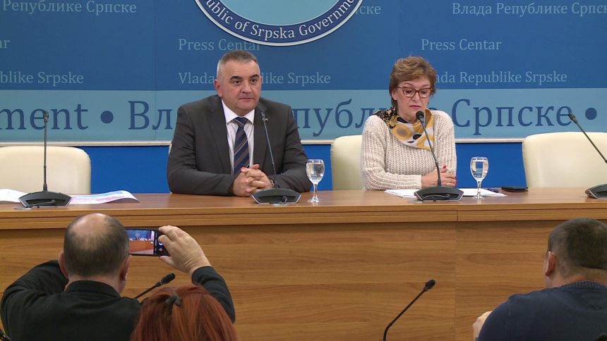 Влада се задужује милијарду и 81 милион КМ да врати дугове