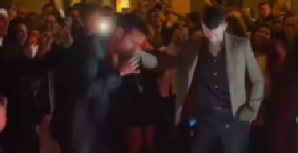 Novak Đoković zaplesao sirtaki u Grčkoj (VIDEO)