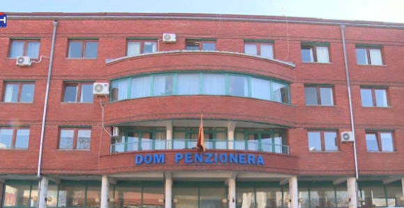 Ko štiti starije: Ilegalni smještaji, propusti u domovima