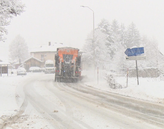 Сви путни правци су проходни и нема већих застоја