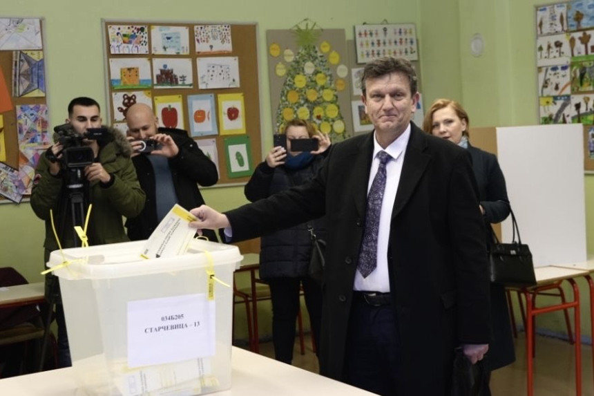 Šta su kandidati za predsjednika poručili nakon glasanja