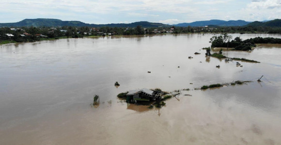 Poplave i klizišta u Vijetnamu, poginulo oko 90 ljudi