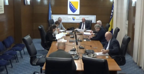 CIK BiH: Tri novčane kazne za SNSD i Karana