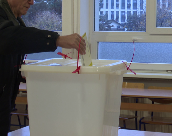 SDS: Izbori su gotovi tek kad se ponove u tri grada u Srpskoj