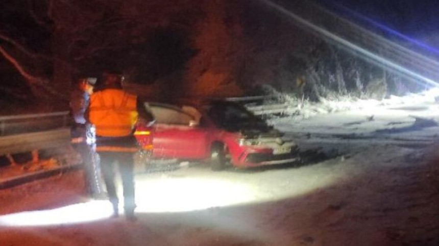 Травник: Повријеђене три особе, саобраћај обустављен